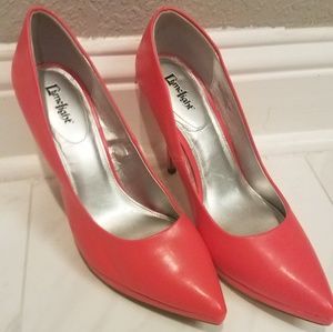 Blood orange pumps